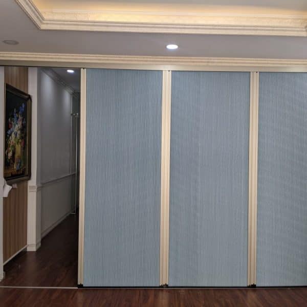 Vách ngăn bếp với phòng khách thông minh hiện đại