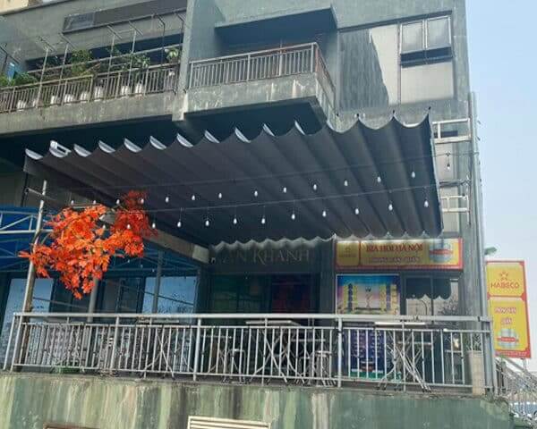 BẠT CHE NẮNG MƯA MÁI XẾP LỚP