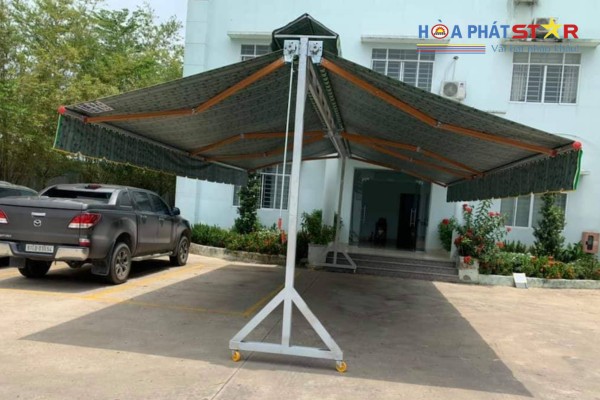 Nên thường xuyên vệ sinh, bảo dưỡng để bạt di động không bị hư hỏng